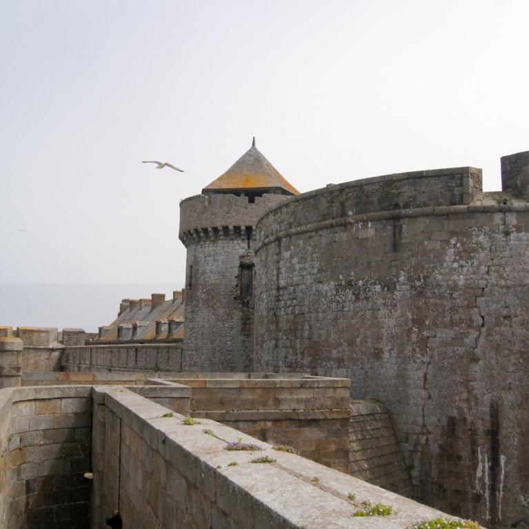 Rempart, tour du Château de la Duchesse Anne