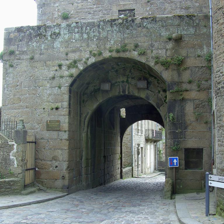 Porte Saint Louis