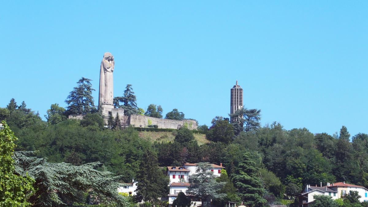 Statue Vierge à l’Enfant et carillon du Mas Rillier