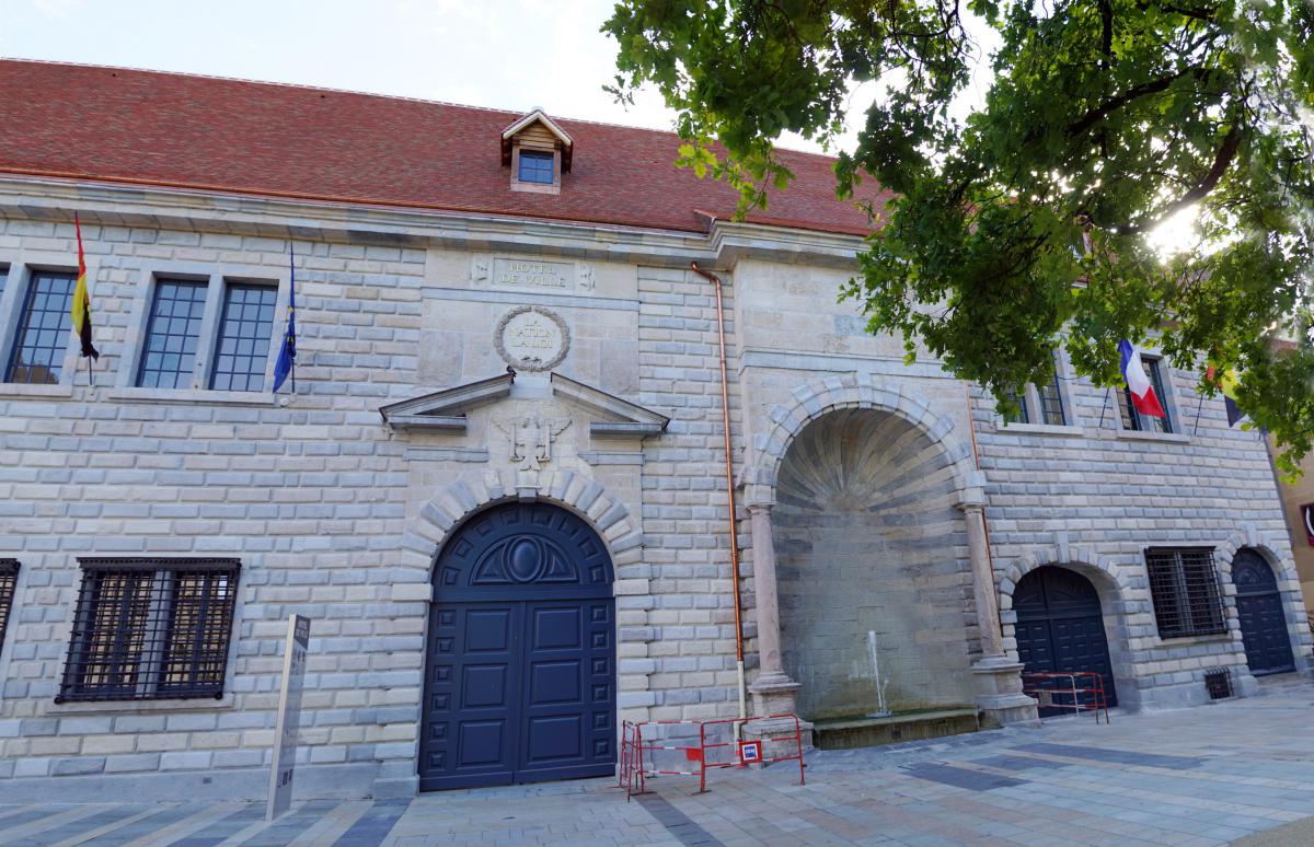 Hôtel de ville