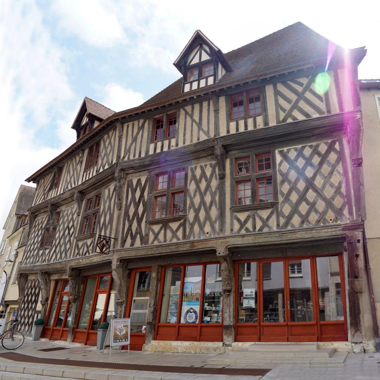 Maison à colombages dite maison du Saumon