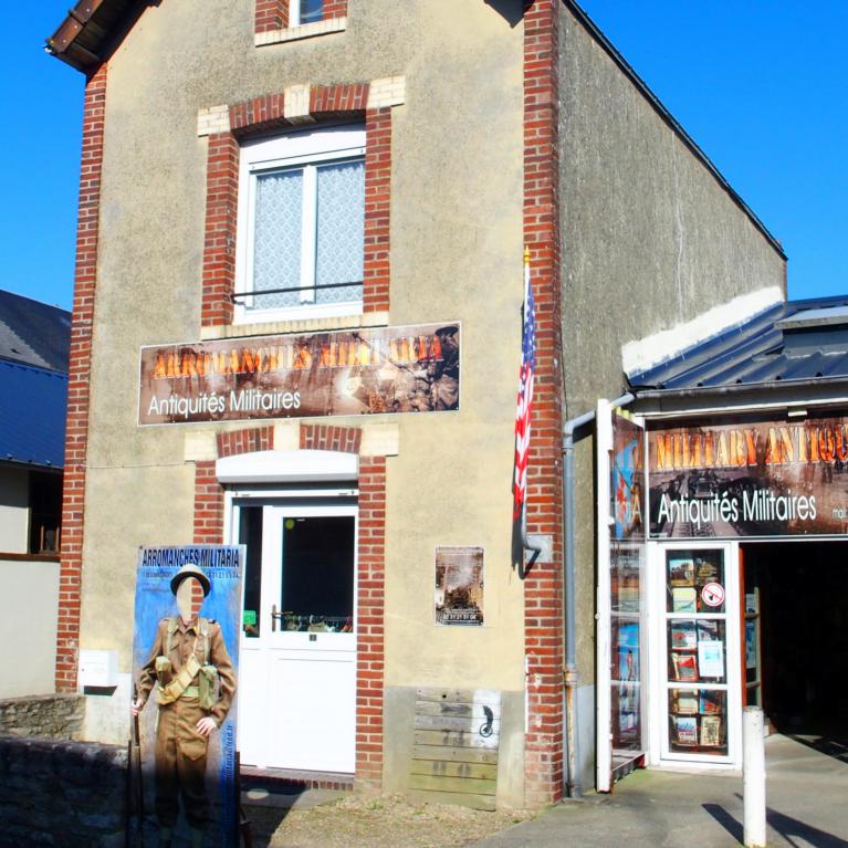 Arromanches Militaria
