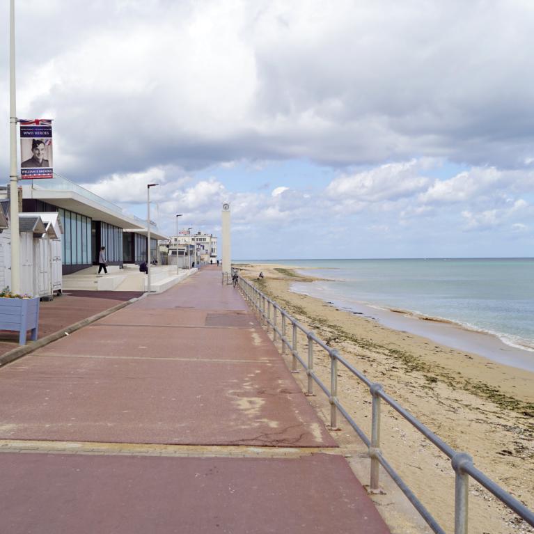Promenade de la plage