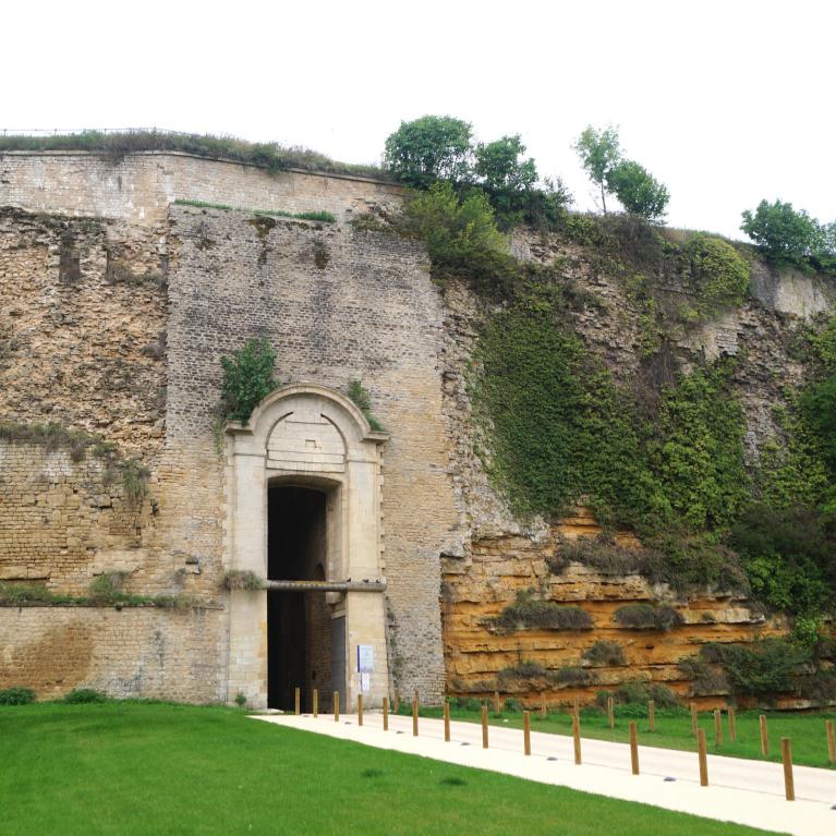 Château Fort ,Porte des Princes