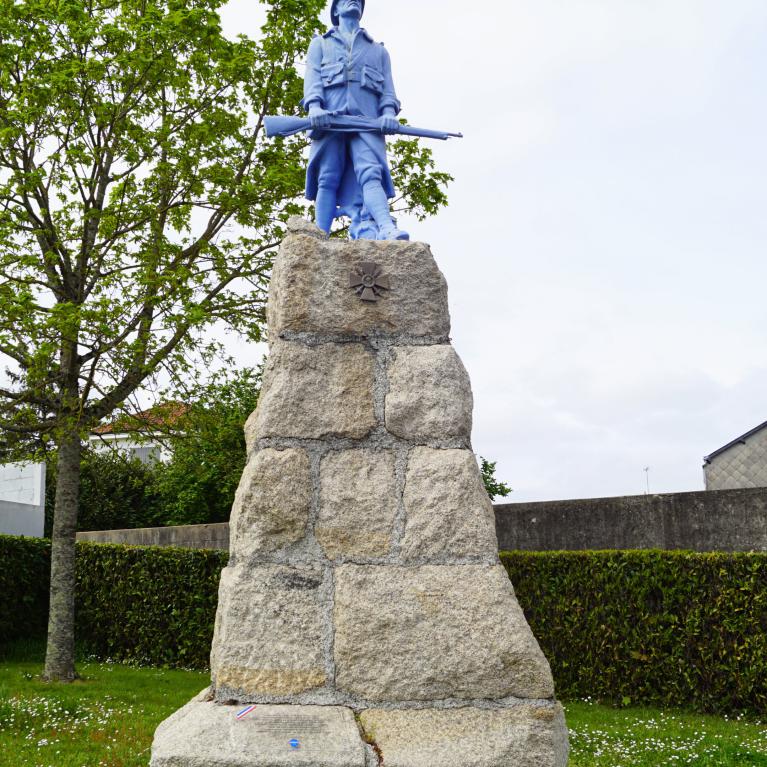Monument aux morts du Poilu