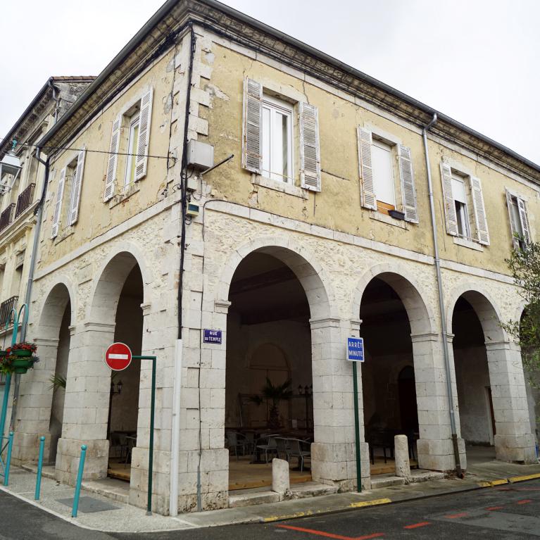 Arcades