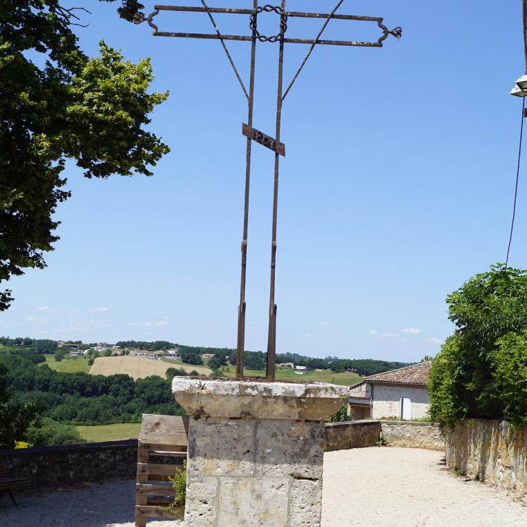 Croix 2